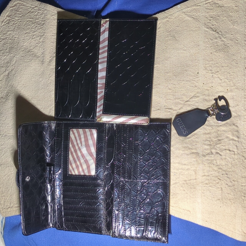 Guess Black Wallet with Silver Clasp And Guess Key Tags Now Only $25 - Picture 10 of 14
